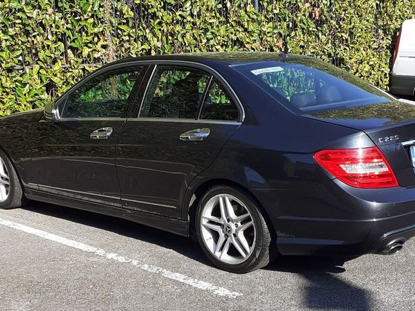 Mercedes-Benz C-Class Saloon, Diesel, 2013, Black