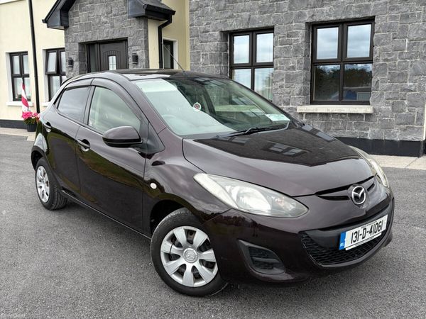 Mazda Demio MPV, Petrol, 2013, Purple