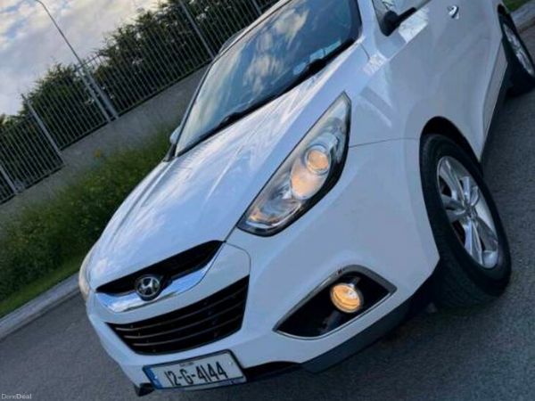 Hyundai ix35 SUV, Diesel, 2012, White