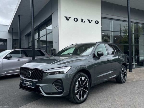 Volvo XC60 SUV, Petrol Plug-in Hybrid, 2026, Green