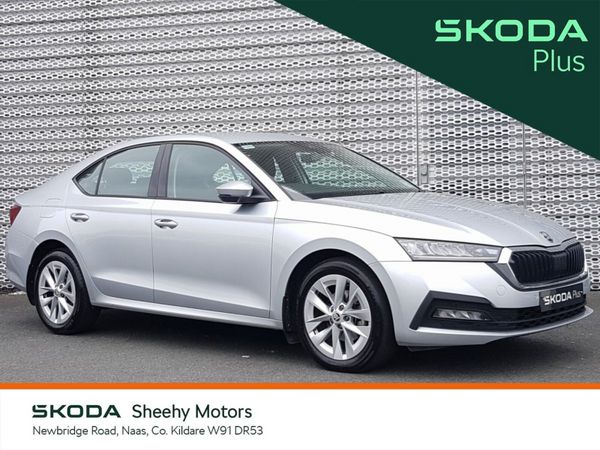 Skoda Octavia Saloon, Diesel, 2024, Grey