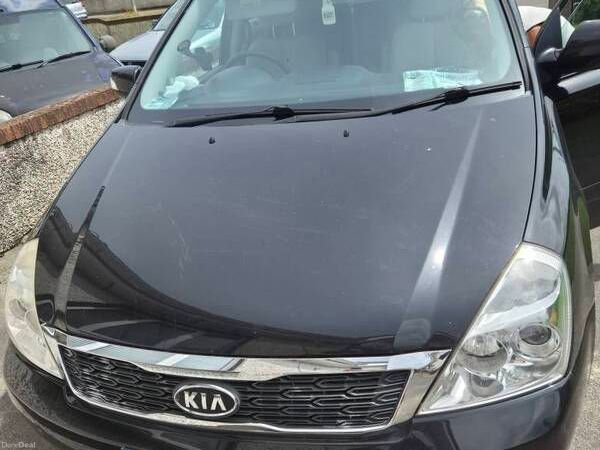 Kia Sedona MPV, Diesel, 2012, Black