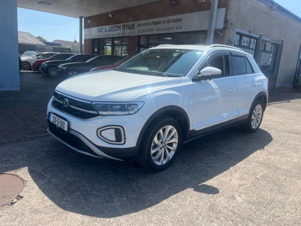 Volkswagen T-Roc SUV, Diesel, 2023, White