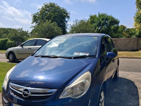 Opel Corsa Hatchback, Petrol, 2013, Blue