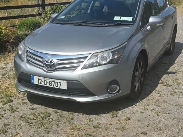 Toyota Avensis Saloon, Diesel, 2012, Grey