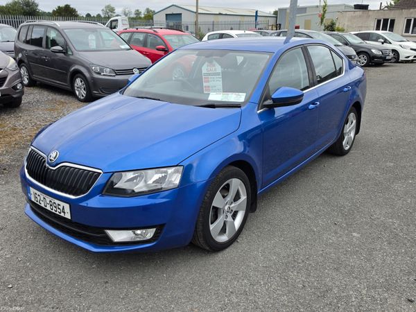 Skoda Octavia Saloon, Diesel, 2016, Blue