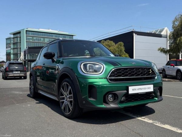 Mini Countryman SUV, Petrol Plug-in Hybrid, 2023, Green