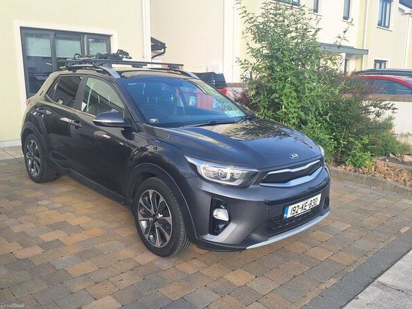 Kia Stonic Estate/Jeep, Diesel, 2019, Grey
