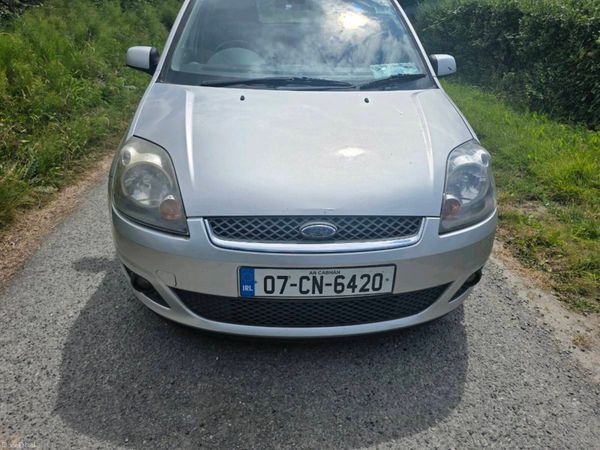 Ford Fiesta Hatchback, Petrol, 2007, Silver