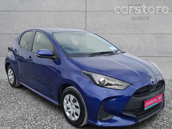Toyota Yaris Hatchback, Petrol Hybrid, 2022, Blue
