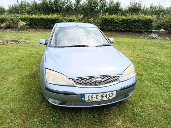Ford Mondeo Saloon, Petrol, 2006, Blue