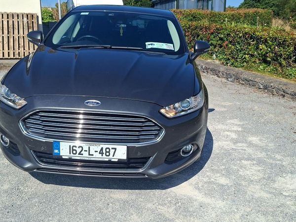Ford Mondeo Hatchback, Diesel, 2016, Grey