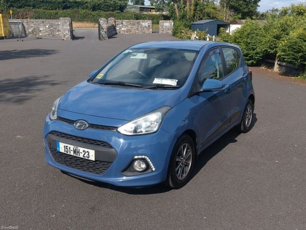 Hyundai i10 Hatchback, Petrol, 2015, Blue