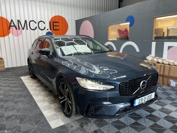 Volvo V90 Estate, Petrol Plug-in Hybrid, 2023, Blue