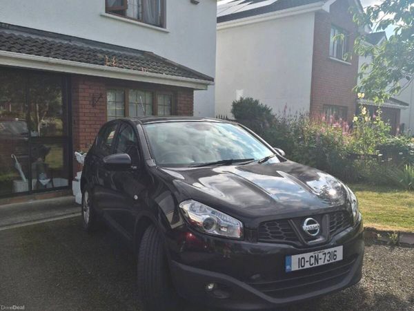 Nissan Qashqai Hatchback, Diesel, 2010, Black