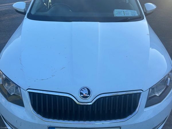 Skoda Octavia Saloon, Diesel, 2015, Blue