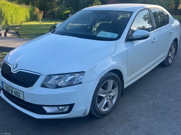 Skoda Octavia Saloon, Diesel, 2015, Blue