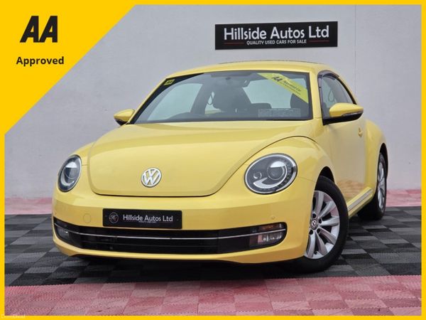 Volkswagen Beetle Hatchback, Petrol, 2013, Yellow