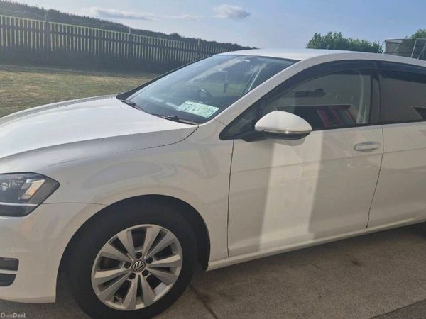 Volkswagen Golf Hatchback, Petrol, 2015, White