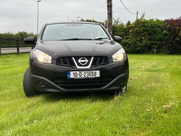 Nissan Qashqai Hatchback, Diesel, 2010, Black