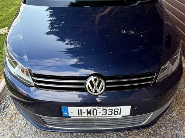 Volkswagen Touran MPV, Diesel, 2011, Blue