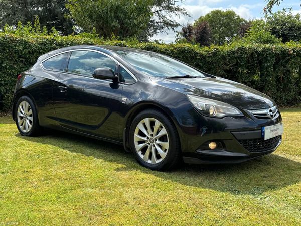 Opel Astra Hatchback, Diesel, 2014, Black