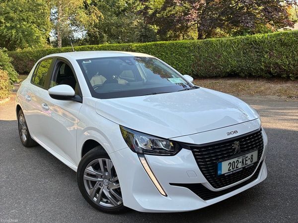 Peugeot 208 Hatchback, Petrol, 2020, White