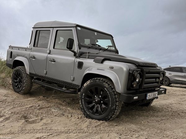 Land Rover Defender SUV, Diesel, 2013, Grey