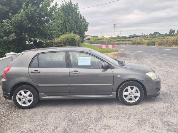Toyota Corolla Hatchback, Petrol, 2006, Grey
