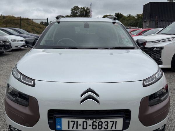 Citroen C4 Cactus Hatchback, Petrol, 2017, White
