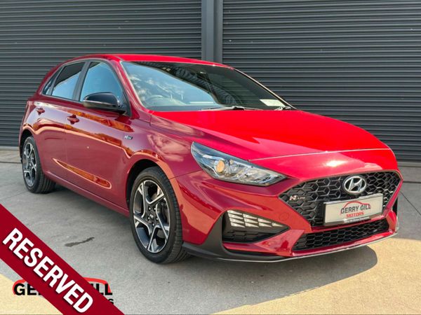 Hyundai i30 Hatchback, Petrol, 2021, Red