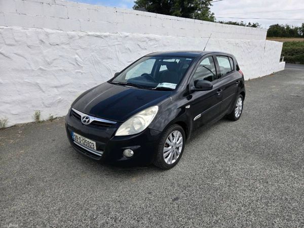Hyundai i20 Hatchback, Diesel, 2009, Black