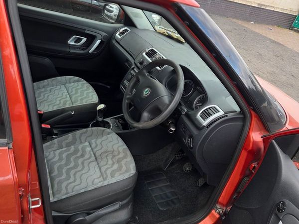Skoda Fabia Hatchback, Petrol, 2008, Orange