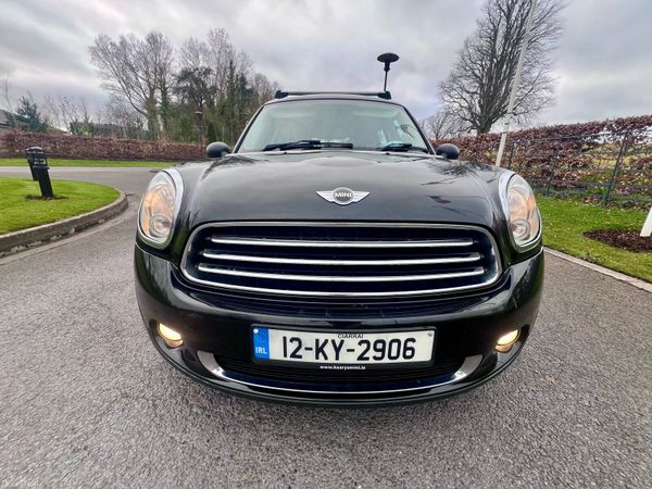 Mini Cooper Hatchback, Diesel, 2011, Silver
