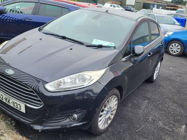 Ford Fiesta Hatchback, Diesel, 2014, Black