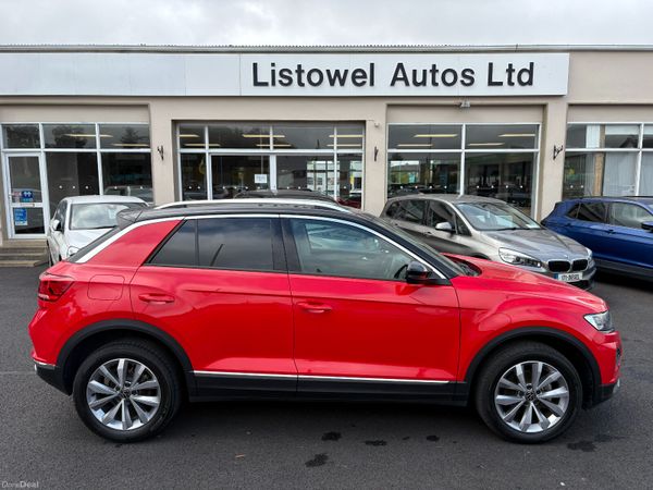 Volkswagen T-Roc SUV, Petrol, 2021, Red
