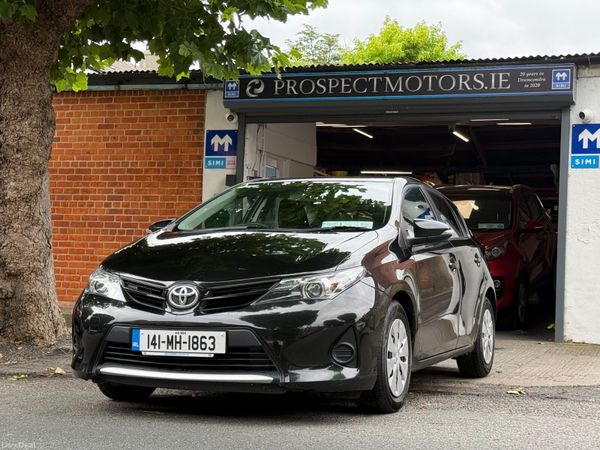 Toyota Auris MPV, Petrol, 2014, Black
