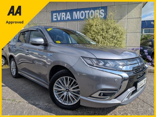 Mitsubishi Outlander SUV, Petrol Plug-in Hybrid, 2019, Silver