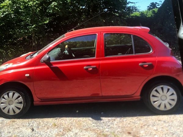 Nissan Micra Hatchback, Petrol, 2007, Red