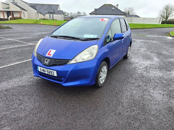 Honda Fit Hatchback, Petrol, 2011, Blue