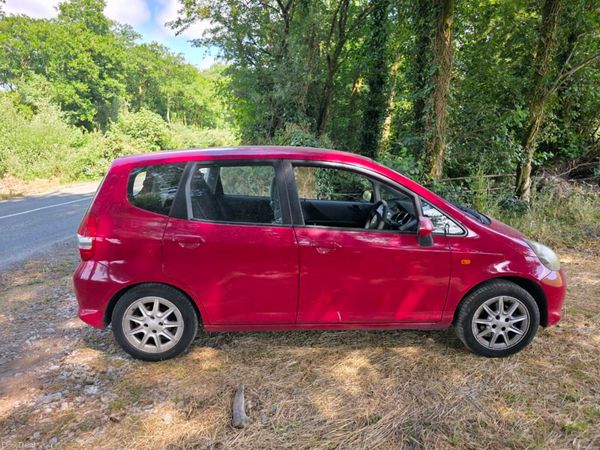 Honda Jazz Hatchback, Petrol, 2008, Red