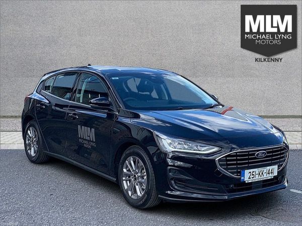 Ford Focus Hatchback, Petrol Hybrid, 2025, Black