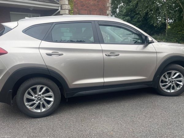 Hyundai Tucson SUV, Diesel, 2018, White