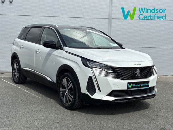 Peugeot 5008 MPV, Petrol Hybrid, 2024, White