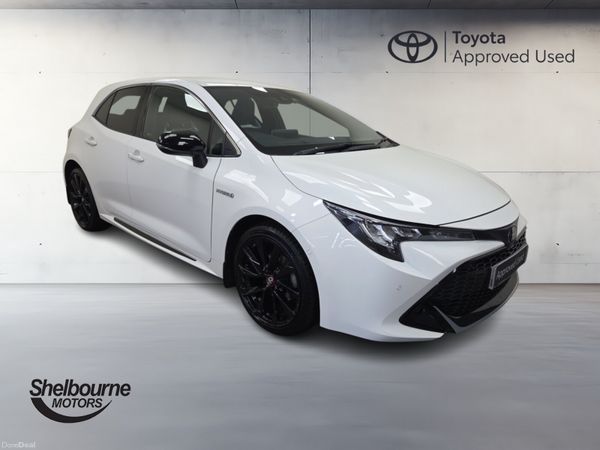 Toyota Corolla Hatchback, Petrol Hybrid, 2021, White