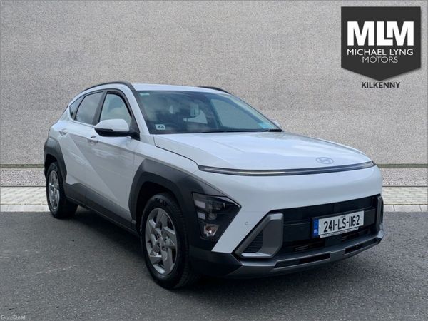 Hyundai KONA MPV, Petrol, 2024, White