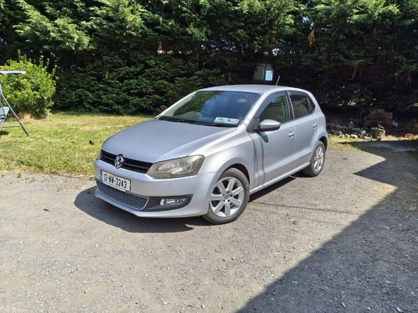 Volkswagen Polo Hatchback, Petrol, 2012, Silver