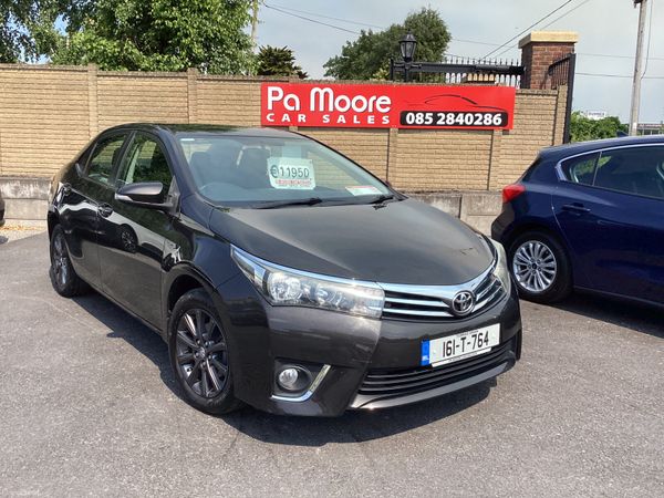 Toyota Corolla Saloon, Petrol, 2016, Brown