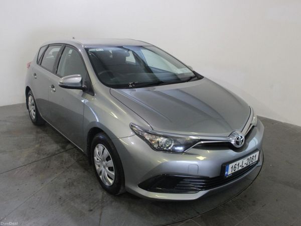 Toyota Auris Hatchback, Diesel, 2016, Grey