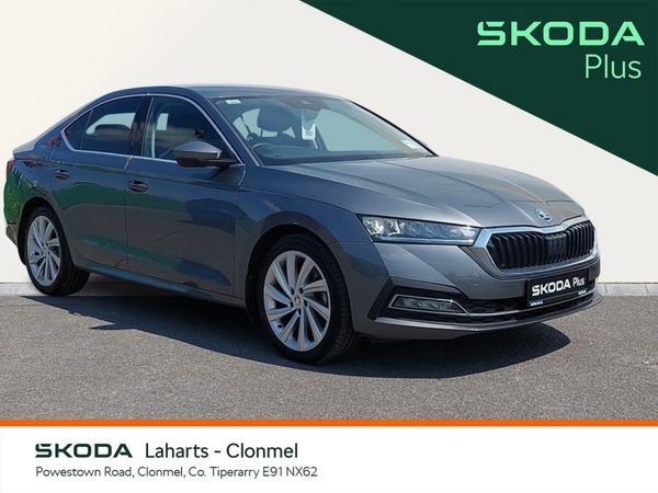 Skoda Octavia Saloon, Diesel, 2023, Grey